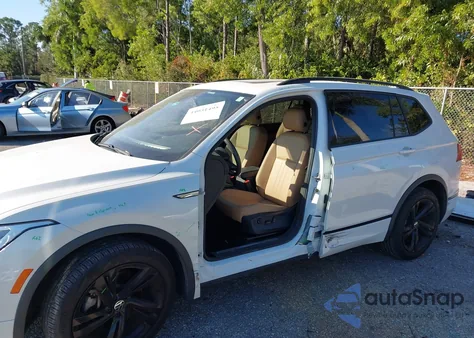 2023 Volkswagen Tiguan 2.0T Se R-Line Black from USA, damaged, VIN 3VVCB7AX6PM098620